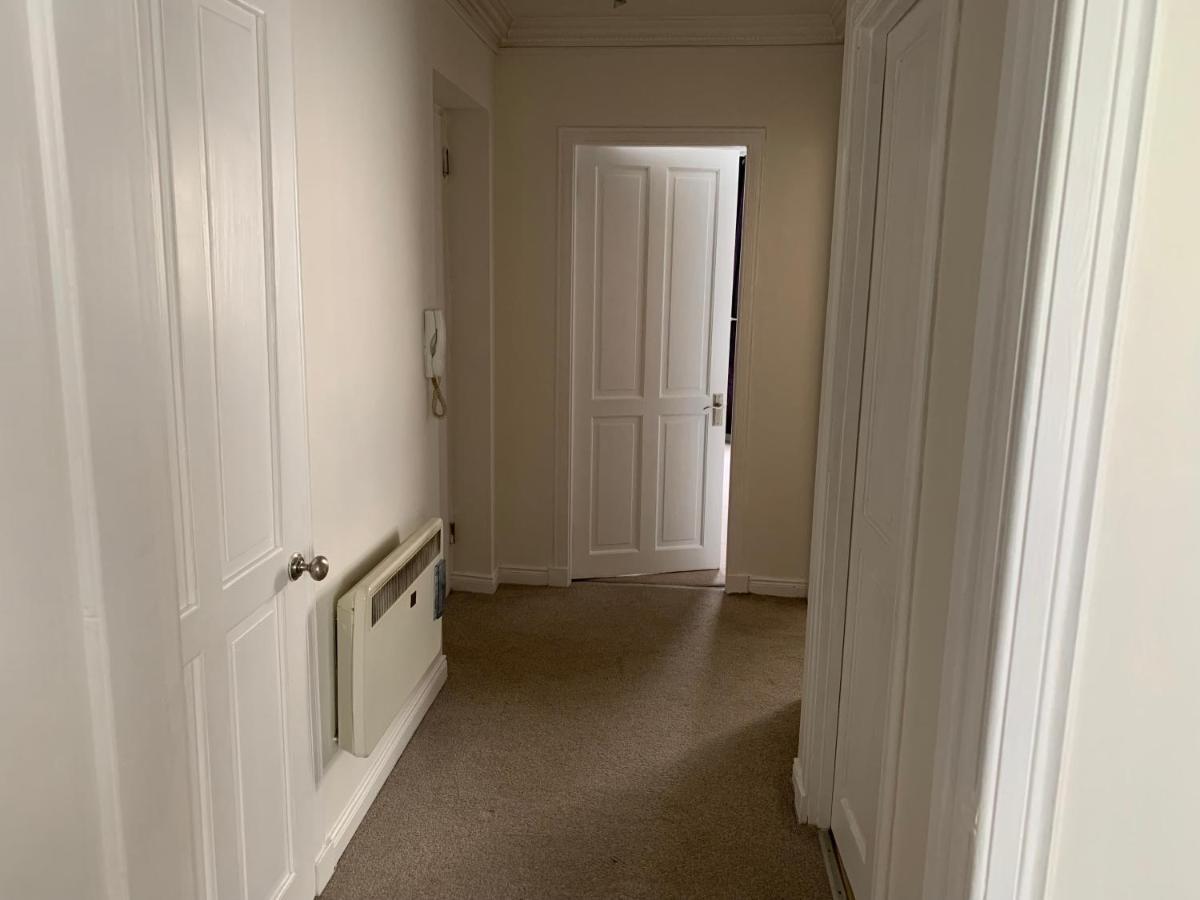 אדינבורו 1 Bedroom Central Flat With Parking Space מראה חיצוני תמונה